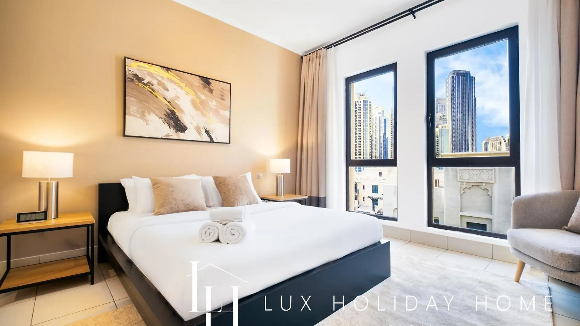 Lux The Reehan Burj Khalifa View Suite Dubai Apartment