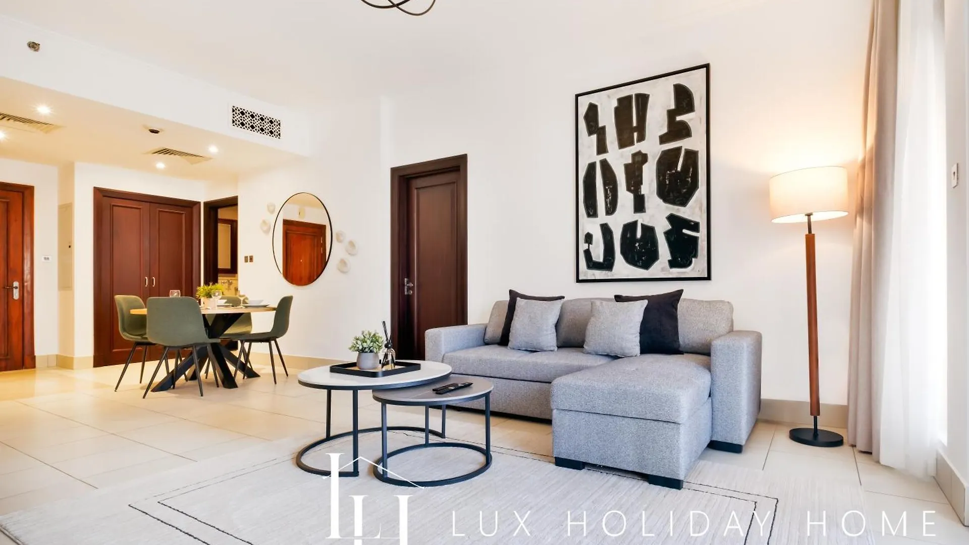 Lux The Reehan Burj Khalifa View Suite Dubai Apartment